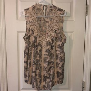 NWOT Knox rose top